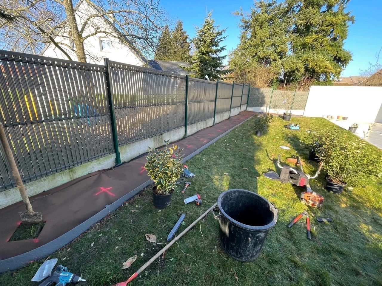 Plantation arbres et arbustes