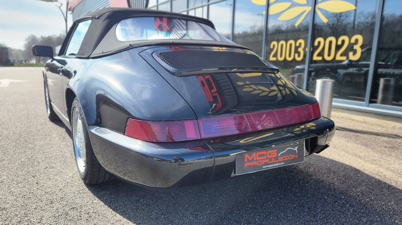 Porsche 964 Carrera 2 Cabriolet