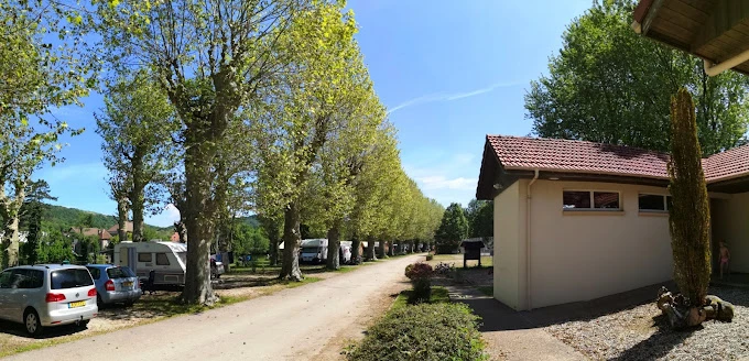 Camping avec une aire de service