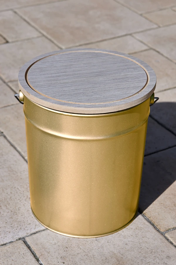 QAÏTO Camping : brasero et plancha ''outdoor'' Seau epoxy OR