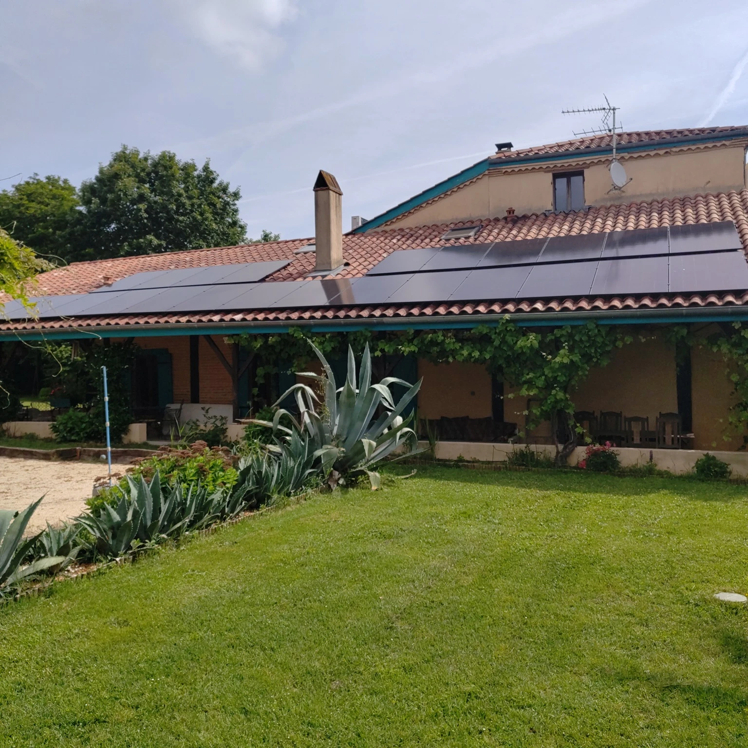 Coup De Coeur TVA 5.5% . Pack Photovoltaïque 4 kWc Bourgeois Global monophasé + Routeur intelligent inclus