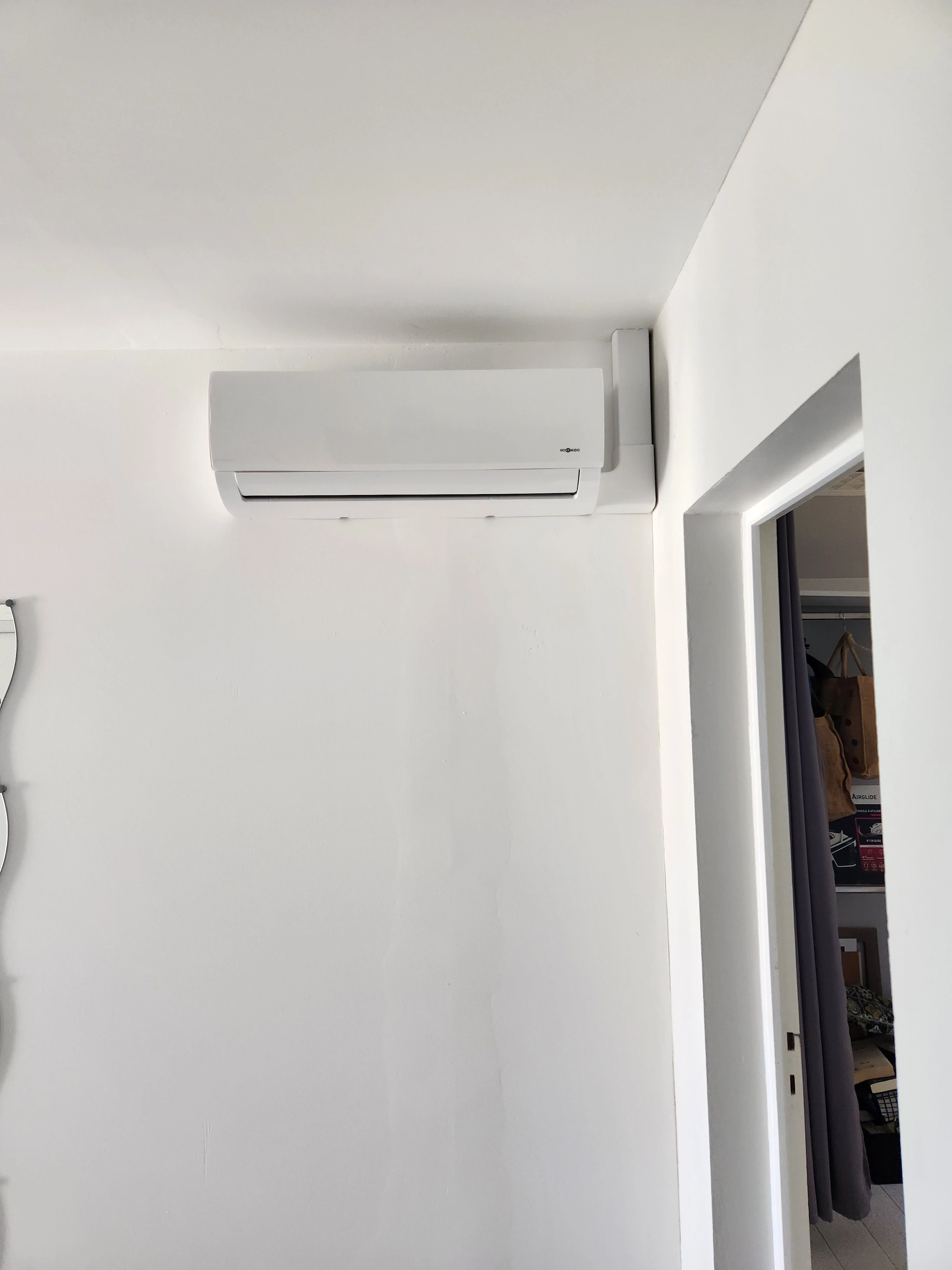 Installation d'un Pompe à Chaleur air-air mono-split (climatisation réversible)