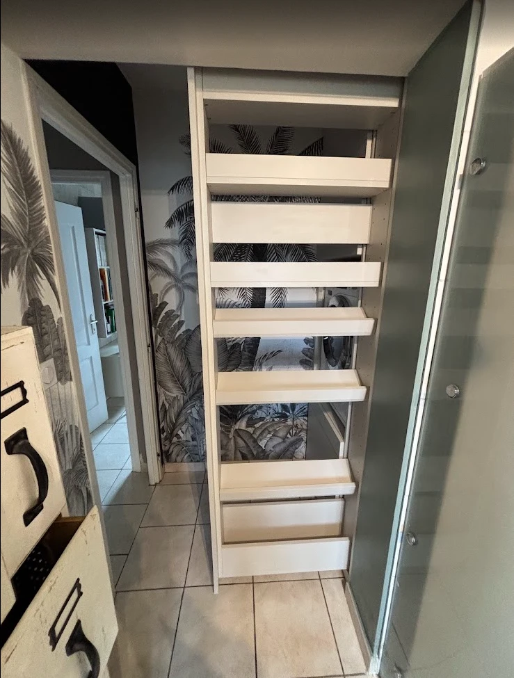 Buanderie sur-mesure avec rangements