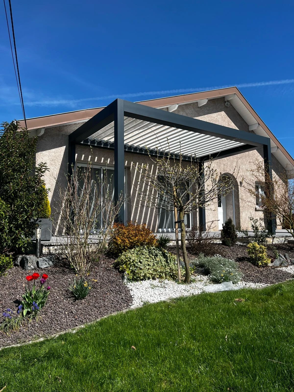 Pergola bioclimatique