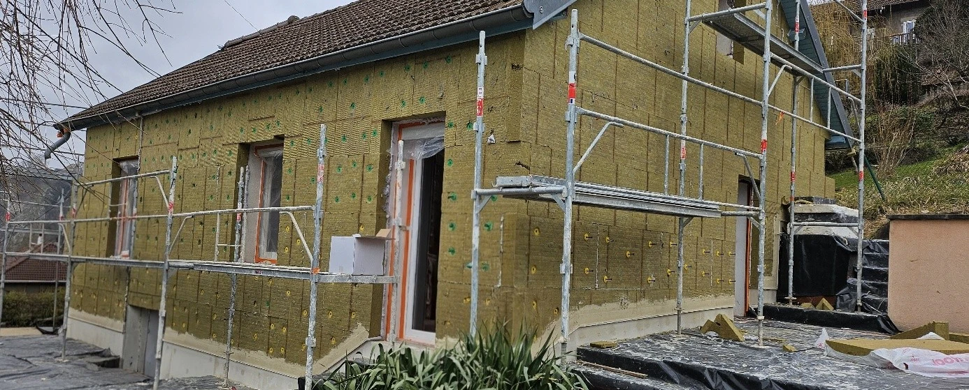 Isolation thermique par l'extérieur en laine de roche