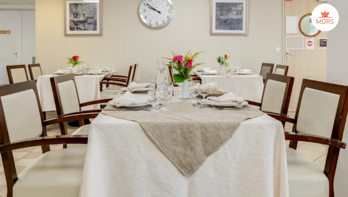 Investissement en chambre médicalisée en EHPAD au loyer de 876 € garanti net d'impôt pour la retraite complémentaire.