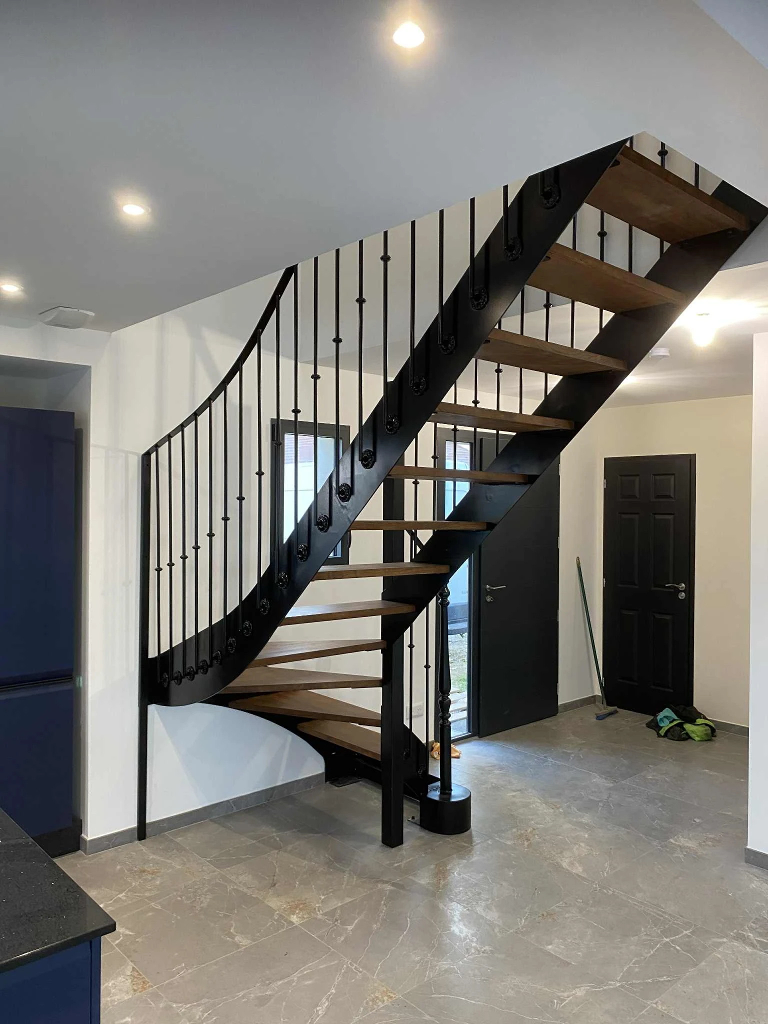 ESCALIERS METAL & BOIS SUR MESURE