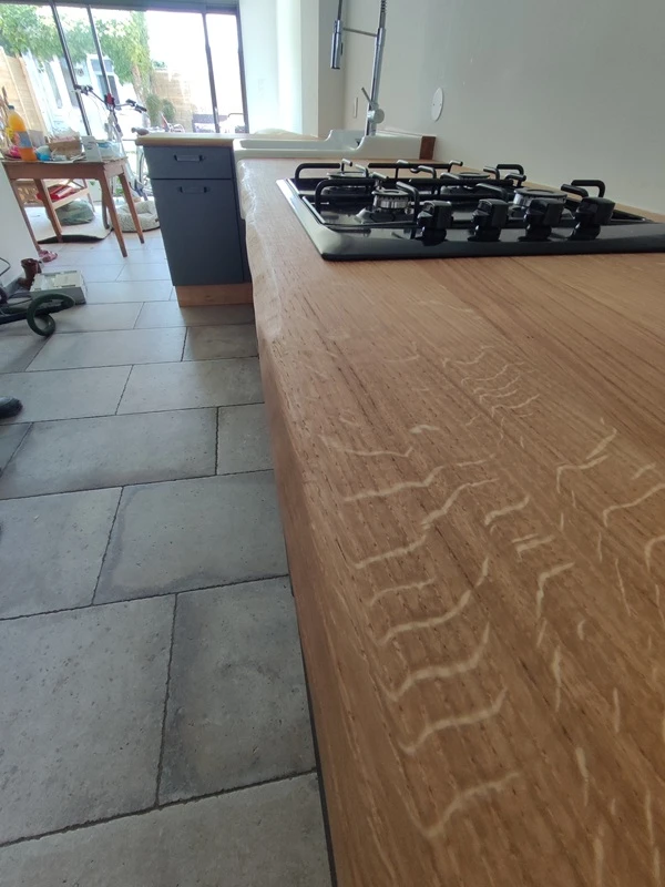 Plan de travail en bois massif