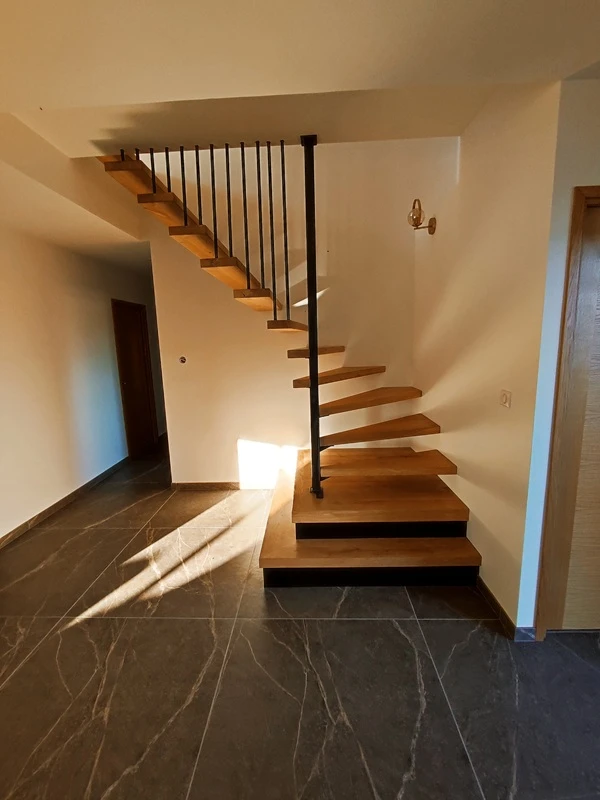 Escalier bois et métal