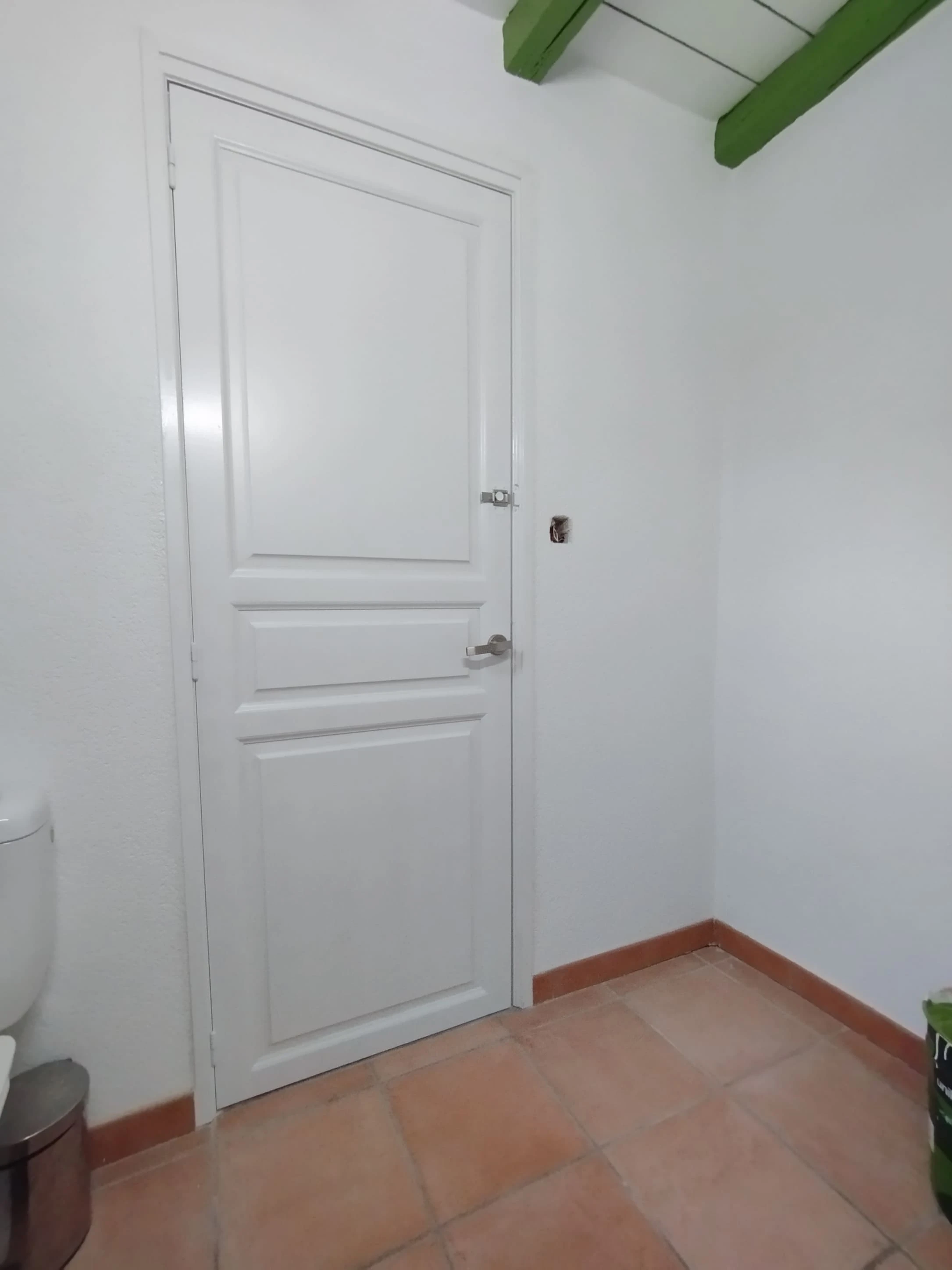 Porte intérieure en bois massif