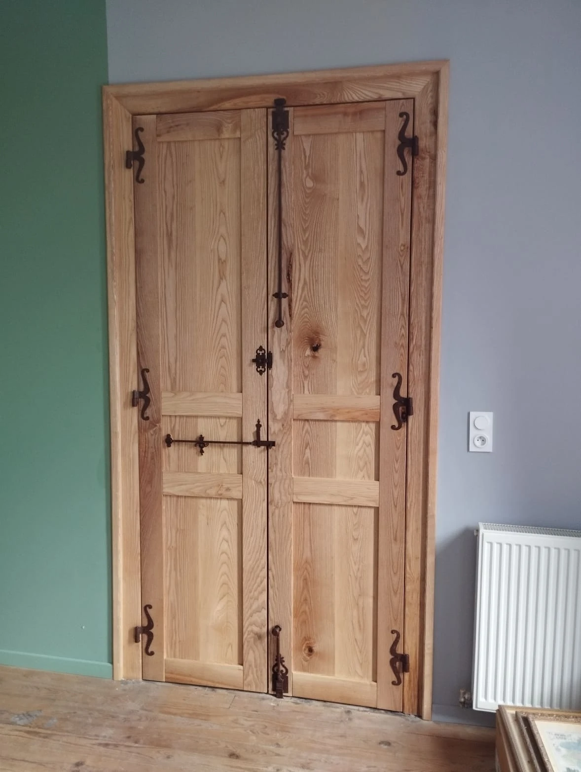 Porte intérieure en bois massif