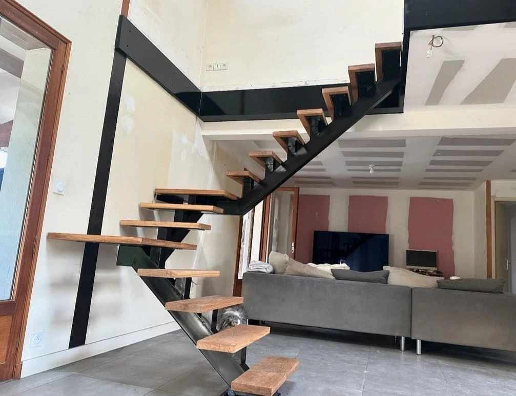 Escalier avec ou sans palier - structure bois ou métal