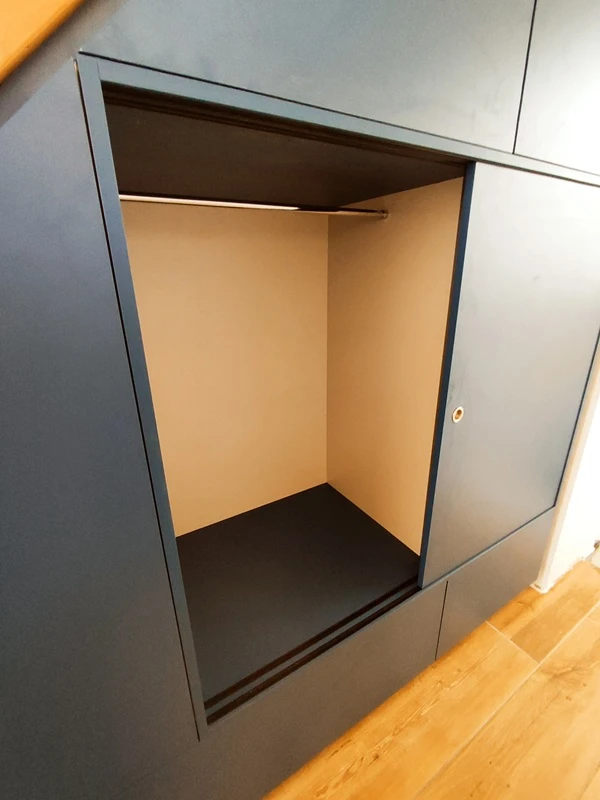 rangement sous escalier