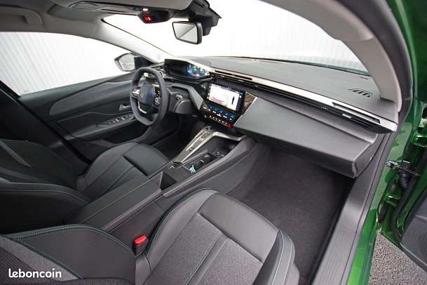 Peugeot 308 III PHEV 225 E-EAT8 GT