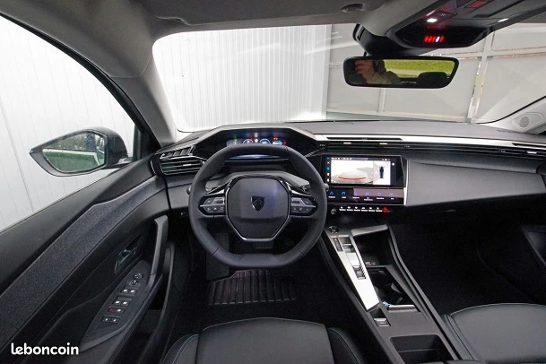 Peugeot 308 III PHEV 225 E-EAT8 GT