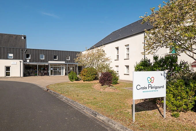 Investissement en chambre médicalisée en EHPAD au loyer de 503 € garanti net d'impôt pour la retraite complémentaire.