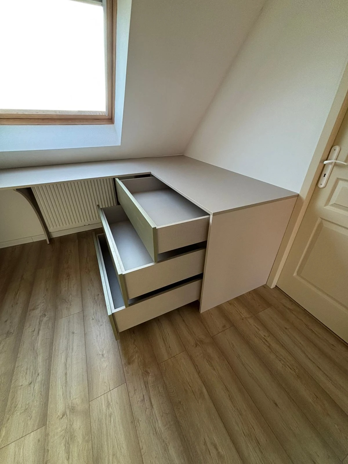 bureau sous mansarde