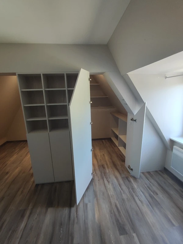 Dressing sur mesure sous rampant