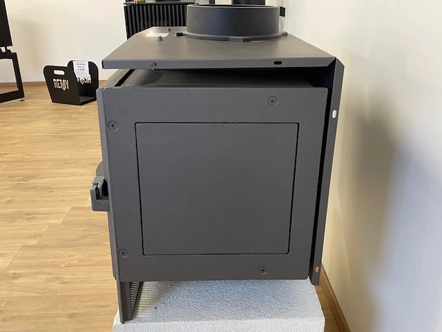 Insert T6 avec la pose de l'appareil par nos soin après visite technique et devis complémentaire pour la main d'oeuvre, hotte et tubage, secteur LURE VESOUL BELFORT MONTBELIARD.