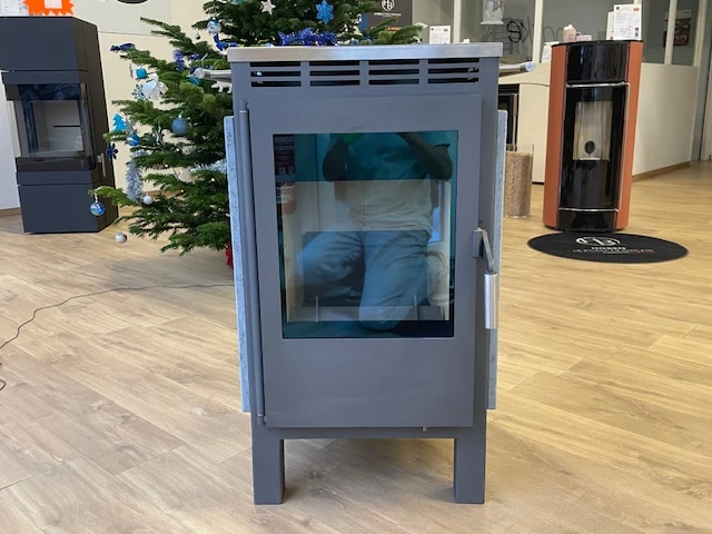 Poêle à Bois Wodtke Cookie avec la pose de l'appareil par nos soin après visite technique et devis complémentaire pour la main d'oeuvre et tubage si besoin), secteur LURE VESOUL BELFORT MONTB