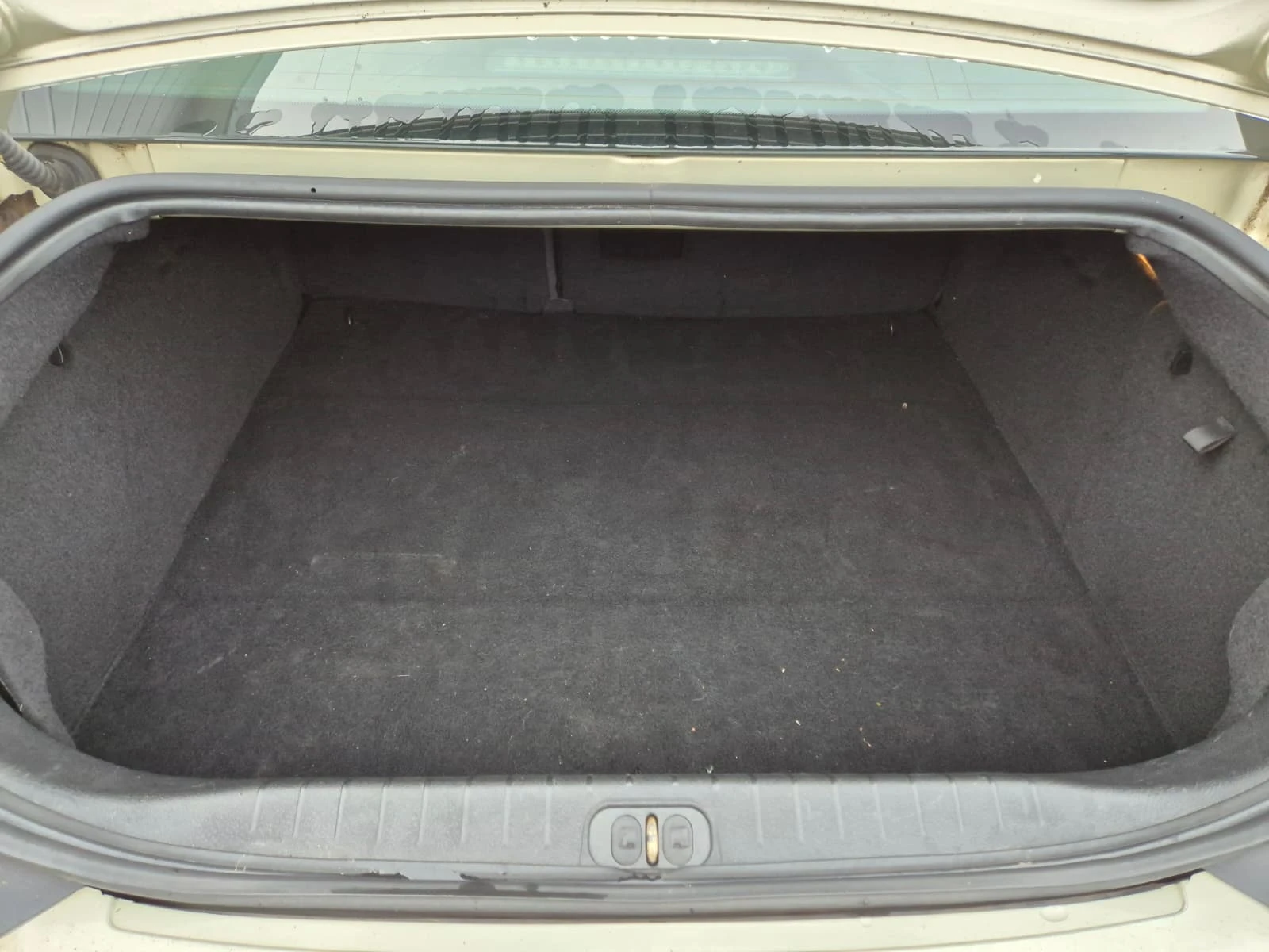 Peugeot 407 COUPE V6 2.7 HDI 204CH BVA6 NAVTEQ