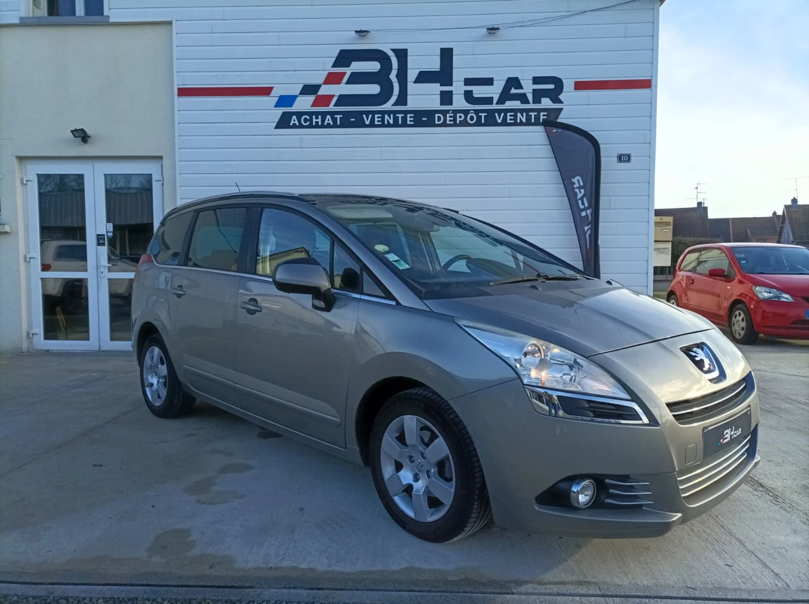 Peugeot 5008 1.6 HDI 112CH ACTIVE TOIT PANORAMIQUE