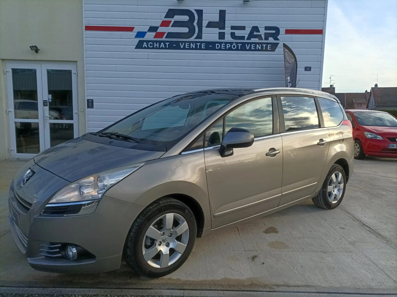 Peugeot 5008 1.6 HDI 112CH ACTIVE TOIT PANORAMIQUE