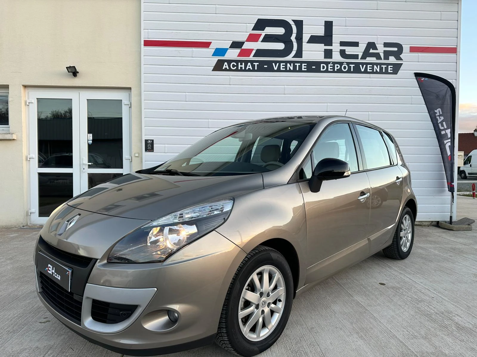 Renault Scenic 1.9 DCI 130 DYNAMIQUE