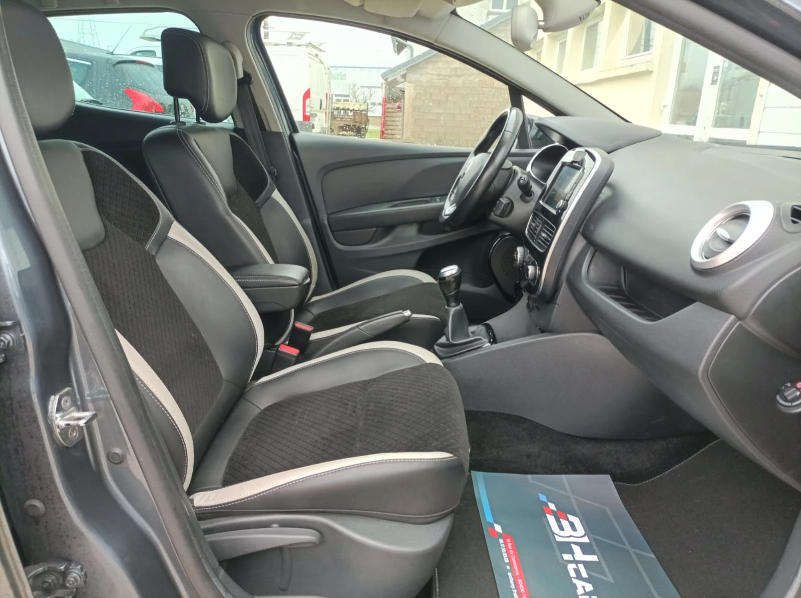 Renault Clio 4 1.5 DCI 90CH ENERGY STEEL