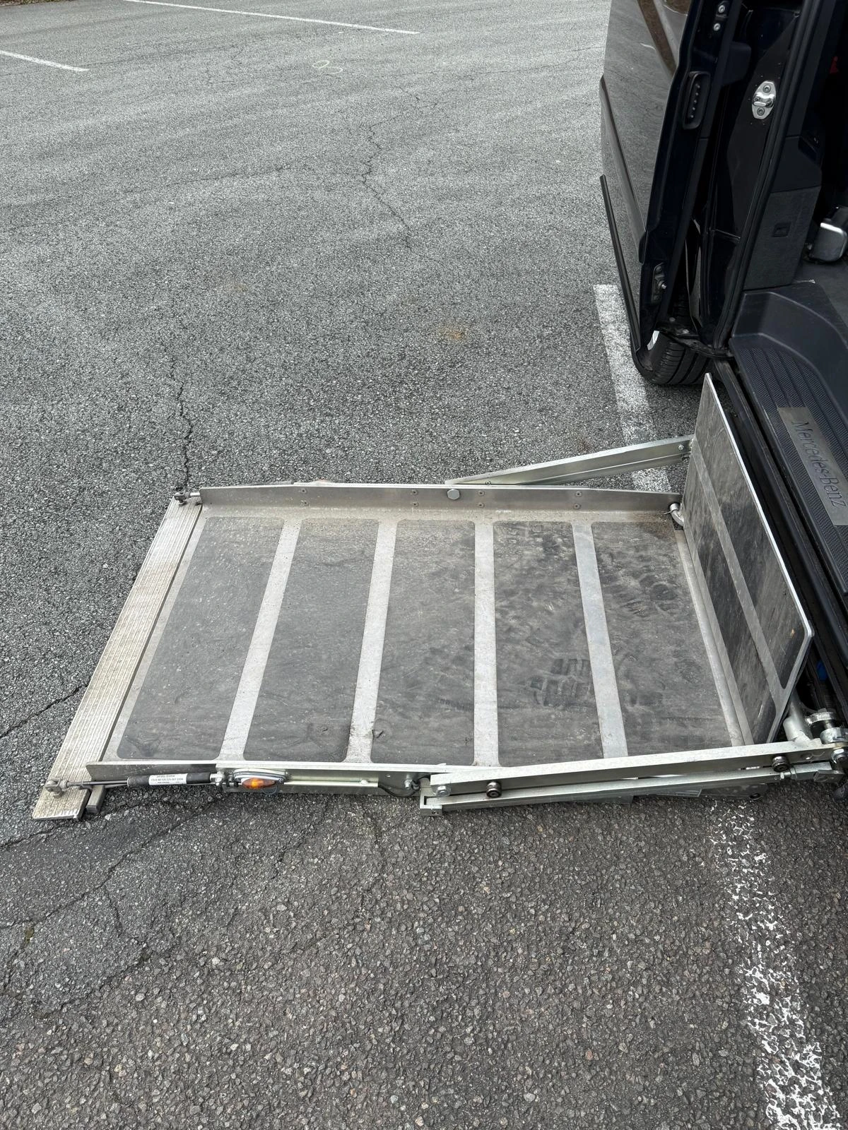 Mercedes Viano 3.0 CDI 163CH LONG BLUEEFFICIENCY AMBIENTE BVA5 OPTION RAMPE PMR