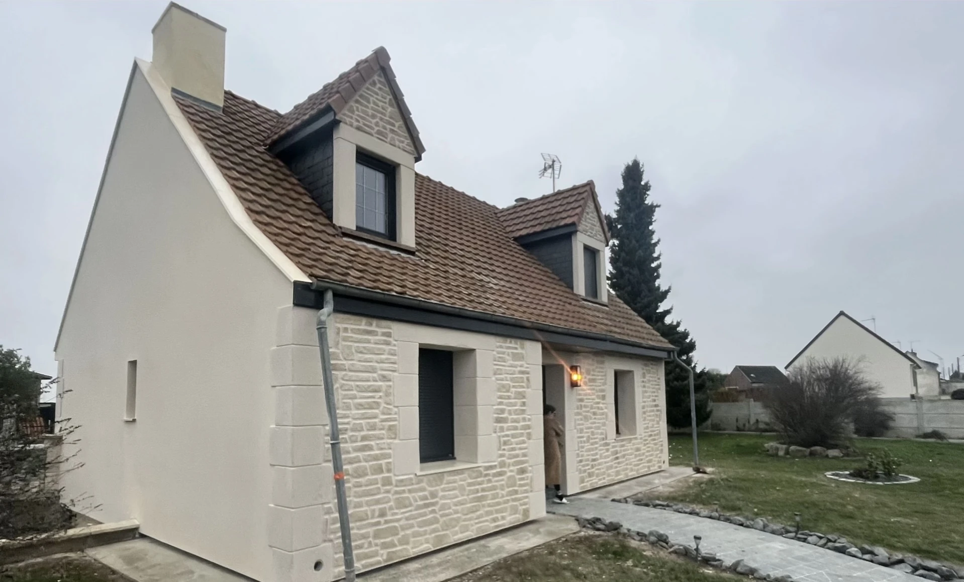 Isolation Thermique par l’Extérieur (ITE) à Chauny – Experts en rénovation énergétique dans un rayon de 40 km