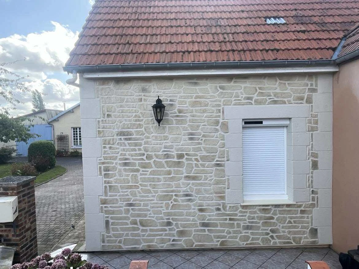 Enduit architectural et Moellons à Chauny – Experts en façades décoratives dans un rayon de 40 km