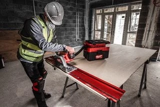 Rail de guidage 1.4 m / MILWAUKEE