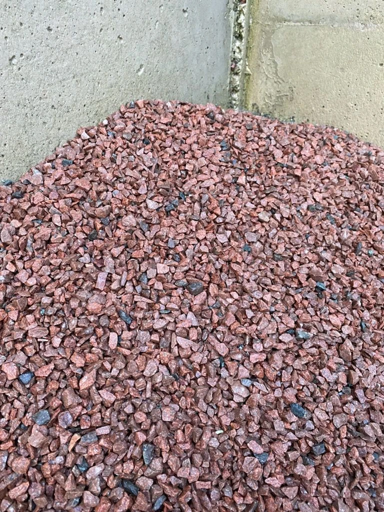 GRAVIERS DE DECORATION POUR ACCES ET ALLEE PIETONNE