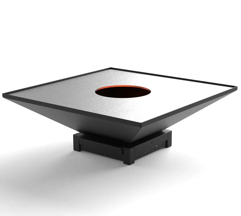 Brasero-Plancha 1040 mm : Carré avec socle taille S - Finition Noire : peinture thermolaquée haute température - Idéal jusqu'à 30 convives