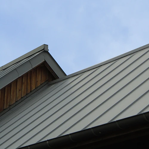 Couverture acier laqué à joints debout pour particuliers et professionnels – WOODPRO – BARTHOMEUF