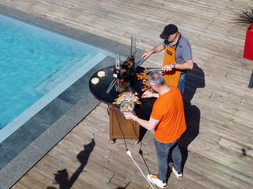 Tournebroche rôtissoire en acier inoxydable - Broche & moteur 230 V- Compatible avec tous les modèles de Brasero-Plancha