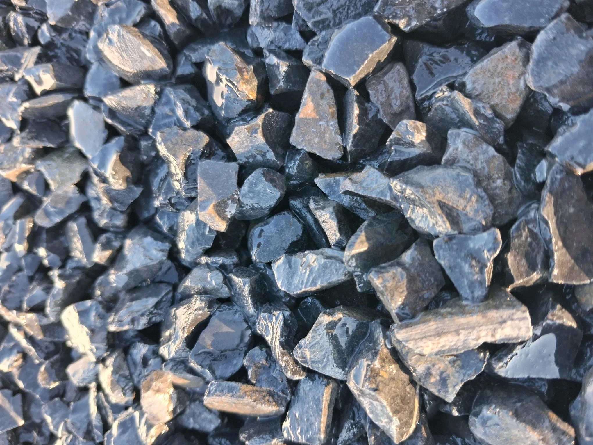 Marbre "Noir Des Dolomites" 12/16