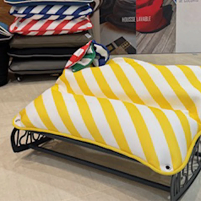 Water pouf l'original by West Coast