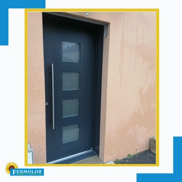 Porte d'entrée aluminium