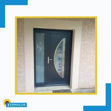 Porte d'entrée aluminium