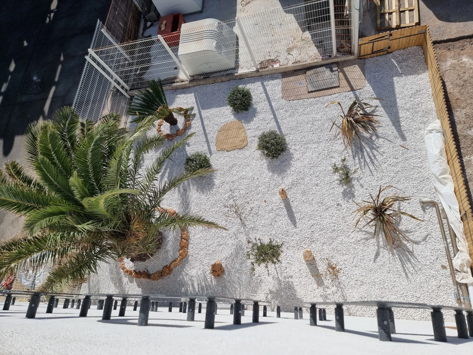 Création de jardins résistants à la sécheresse dans les Bouches-du-Rhône : des aménagements durables et esthétiques