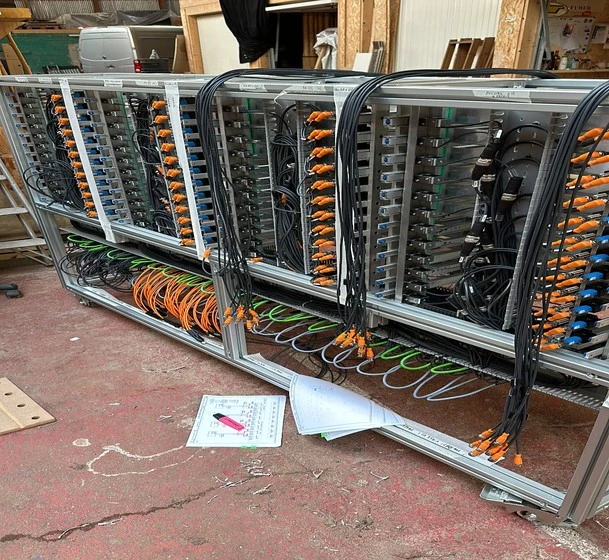 SLES : votre partenaire en électricité industrielle ⚡