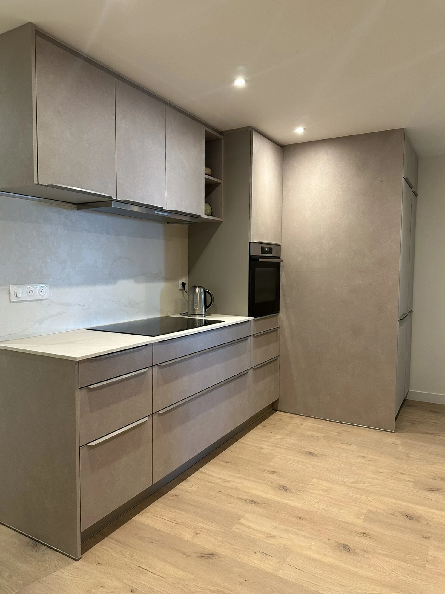 Pose d'une cuisine aménagée - Le Havre