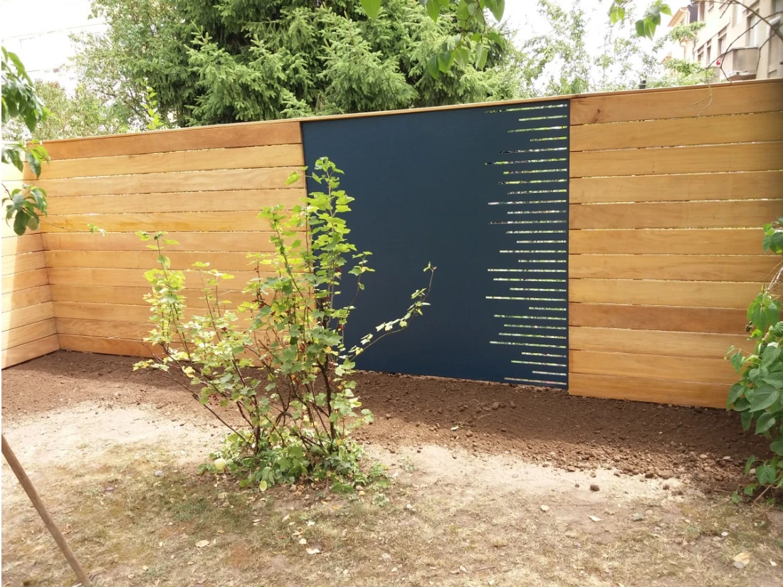 🌿 Installation de claustras – Brise-vue & aménagement extérieur