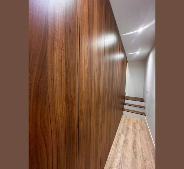 Escalier et dressing