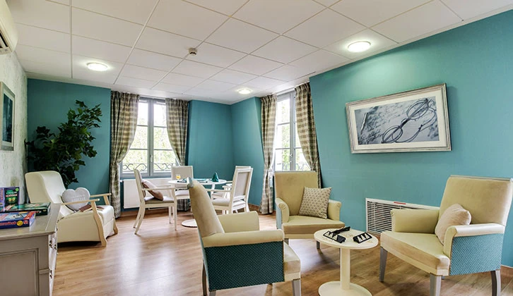 Investissement en chambre médicalisée en EHPAD au loyer de 769 € garanti net d'impôt pour la retraite complémentaire.