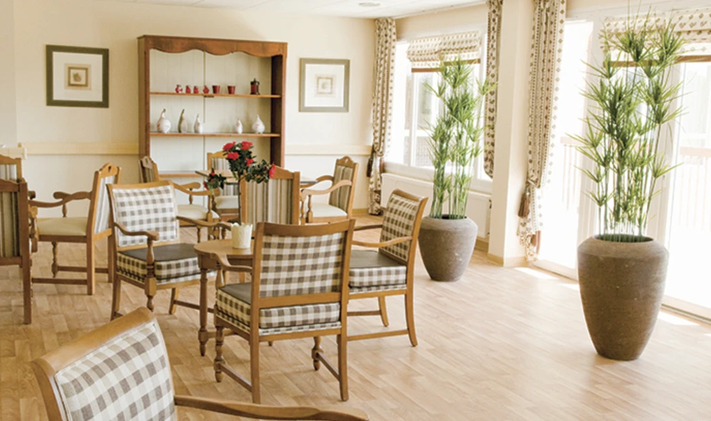 Investissement en chambre médicalisée en EHPAD au loyer de 769 € garanti net d'impôt pour la retraite complémentaire.