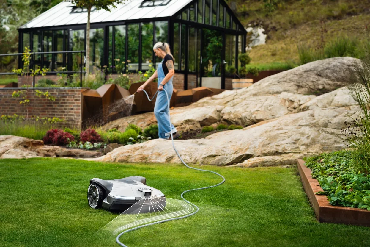 Robot tondeuse connecté Husqvarna Automower 450V NERA