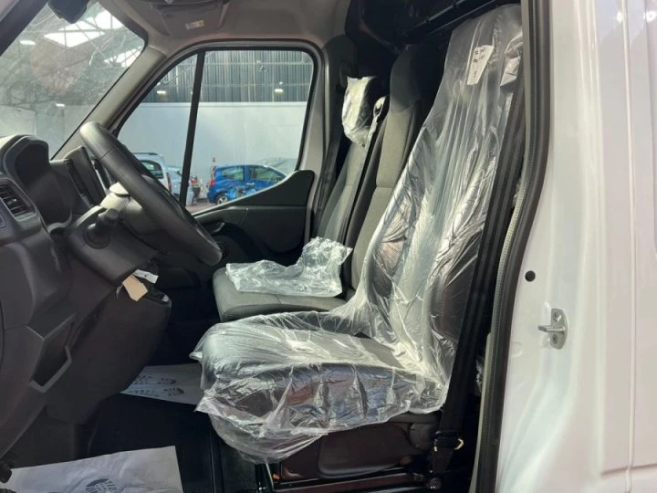 RENAULT MASTER DCI 130 NEUF
